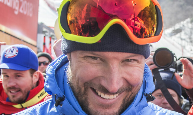 På spørsmål om han nå var komplett, ga Svindal en journalist klart svar på tiltale